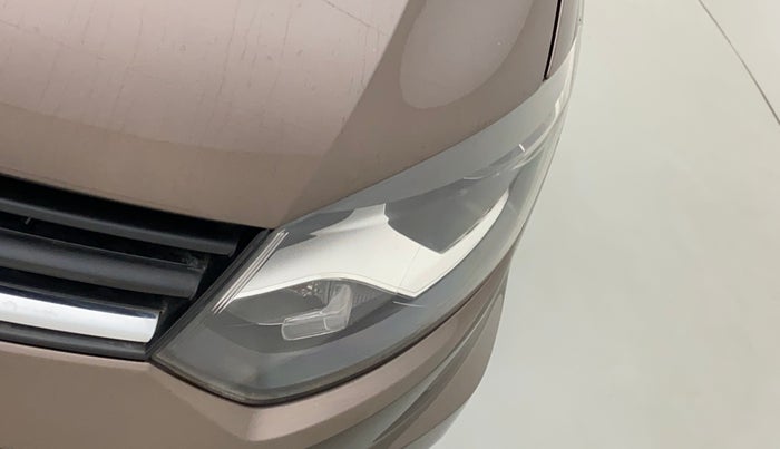 2016 Volkswagen Ameo HIGHLINE1.2L, Petrol, Manual, 99,101 km, Left headlight - Minor scratches