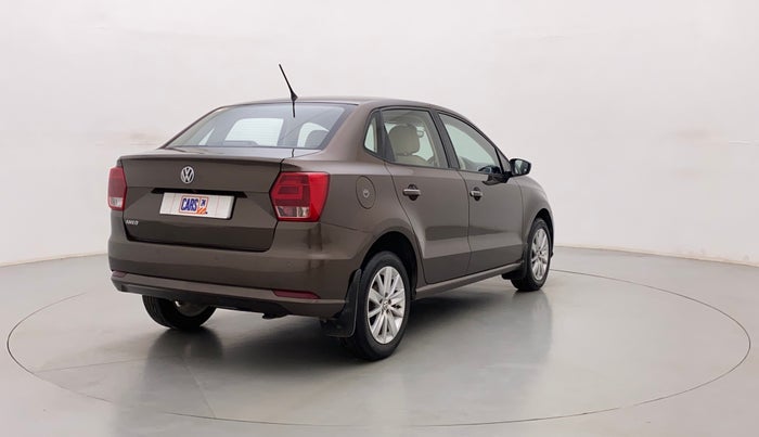 2016 Volkswagen Ameo HIGHLINE1.2L, Petrol, Manual, 99,101 km, Right Back Diagonal