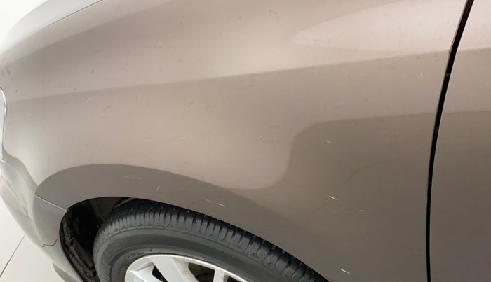 2016 Volkswagen Ameo HIGHLINE1.2L, Petrol, Manual, 99,101 km, Left fender - Minor scratches