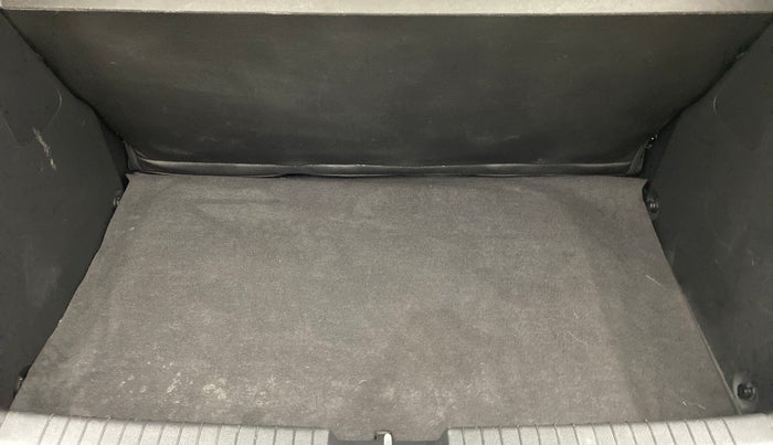 2017 Hyundai Elite i20 ASTA 1.4 CRDI, Diesel, Manual, 22,883 km, Boot Inside