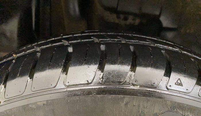 2019 Maruti Swift VXI, Petrol, Manual, 16,675 km, Right Rear Tyre Tread