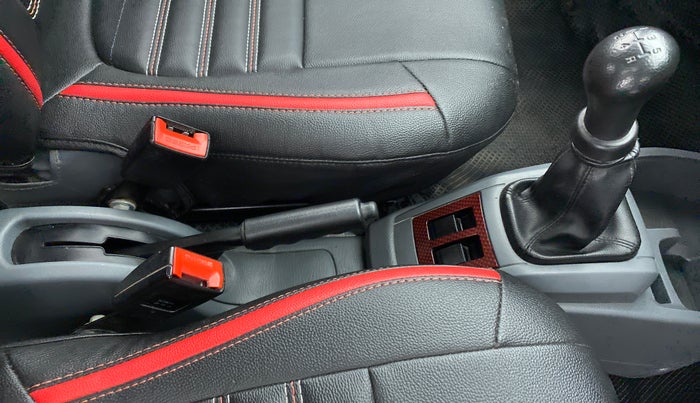 2015 Maruti Alto 800 LXI, Petrol, Manual, 70,604 km, Gear Lever
