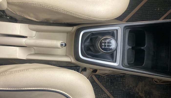 2020 Maruti Dzire VXI, Petrol, Manual, 41,088 km, Gear Lever