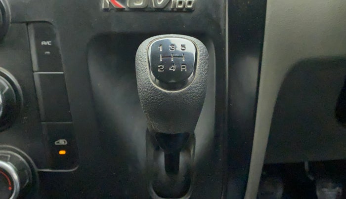 2016 Mahindra Kuv100 K4 6 STR, Petrol, Manual, 18,437 km, Gear Lever