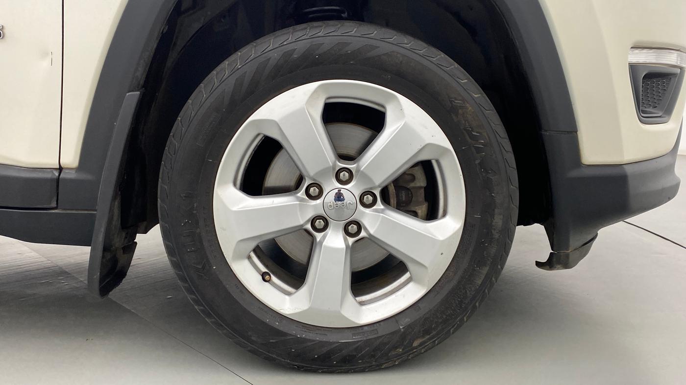 2018 Jeep Compass 2.0 LONGITUDE, Diesel, Manual, 90,912 km, Right Front Wheel