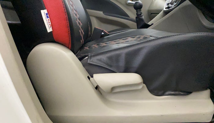 2017 Maruti Celerio VXI CNG, CNG, Manual, 59,660 km, Driver Side Adjustment Panel