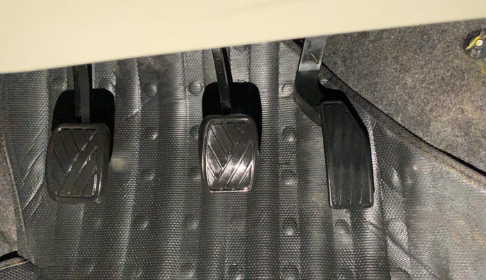 2017 Maruti Celerio VXI CNG, CNG, Manual, 59,660 km, Pedals