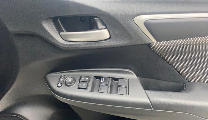 2019 Honda WR-V 1.2L I-VTEC VX MT, Petrol, Manual, 52,392 km, Driver Side Door Panels Control