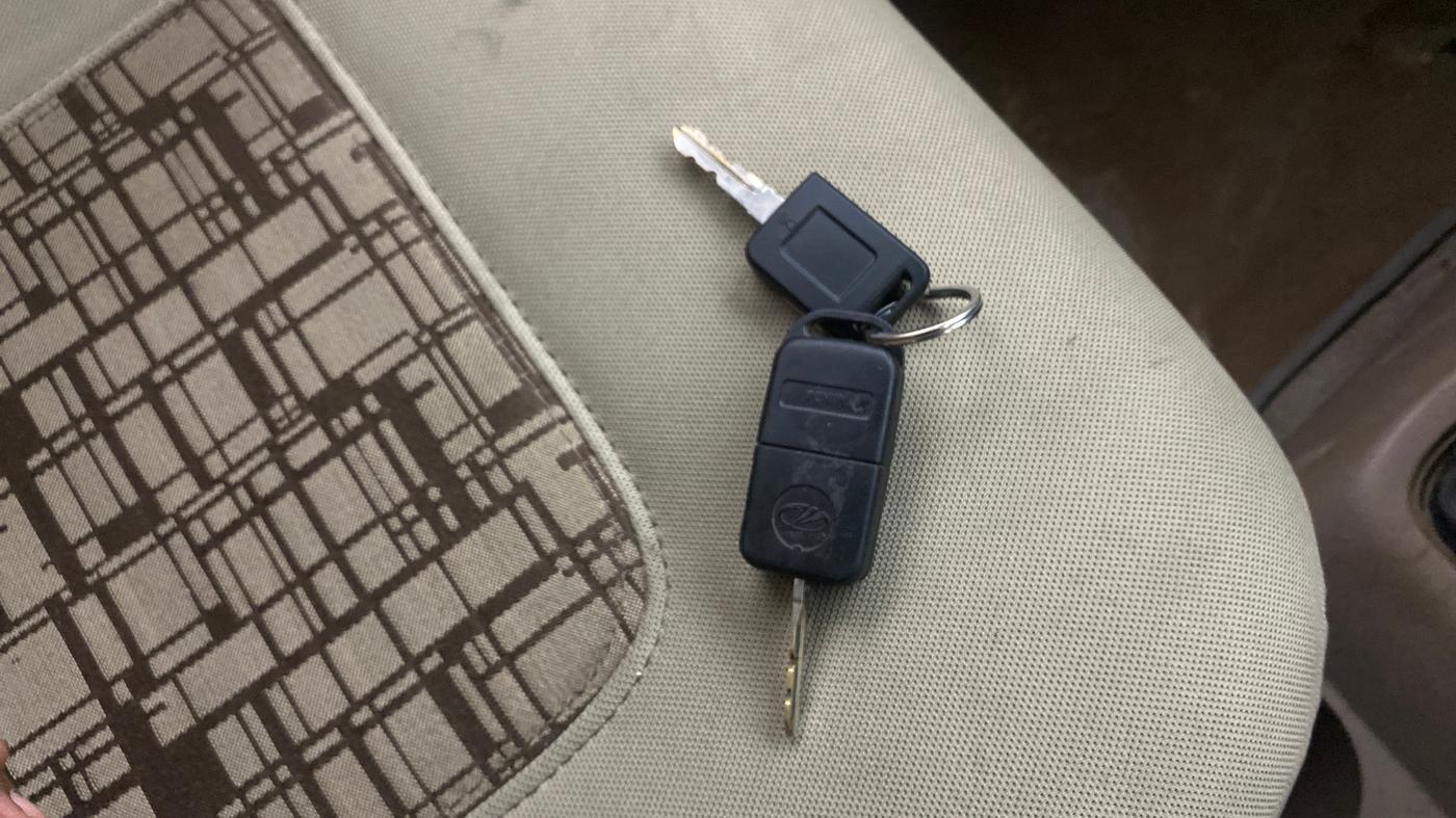 2016 Mahindra Bolero ZLX BS IV, Diesel, Manual, 98,151 km, Key Close Up