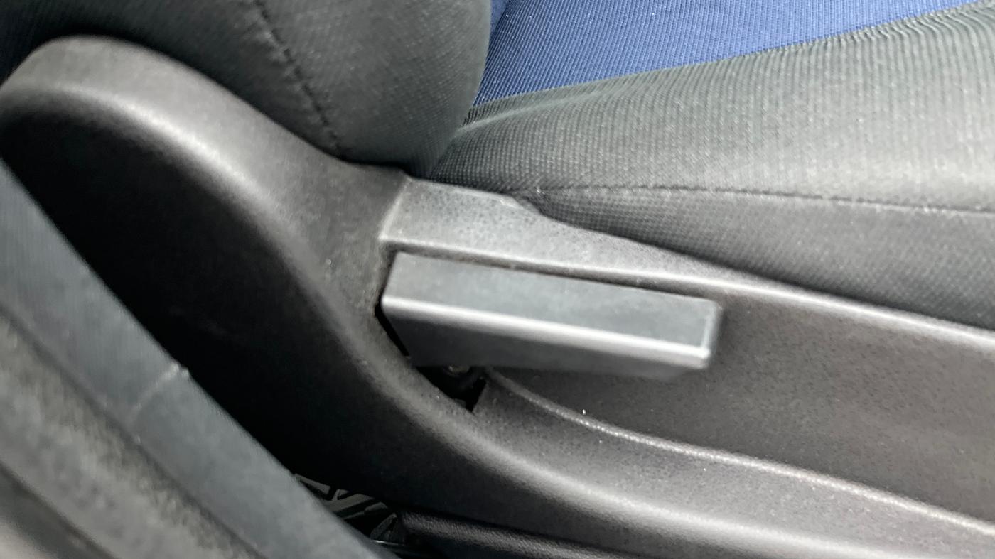 2019 Tata NEXON XM PETROL, Petrol, Manual, 1,13,794 km, Driver Side Adjustment Panel