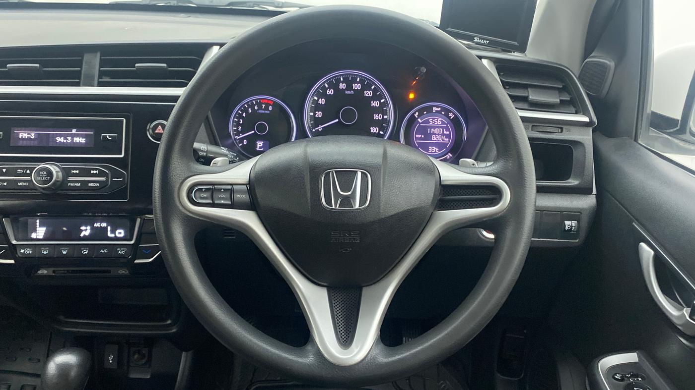 2016 Honda BR-V 1.5L I-VTEC V CVT, Petrol, Automatic, 1,14,962 km, Steering Wheel Close Up