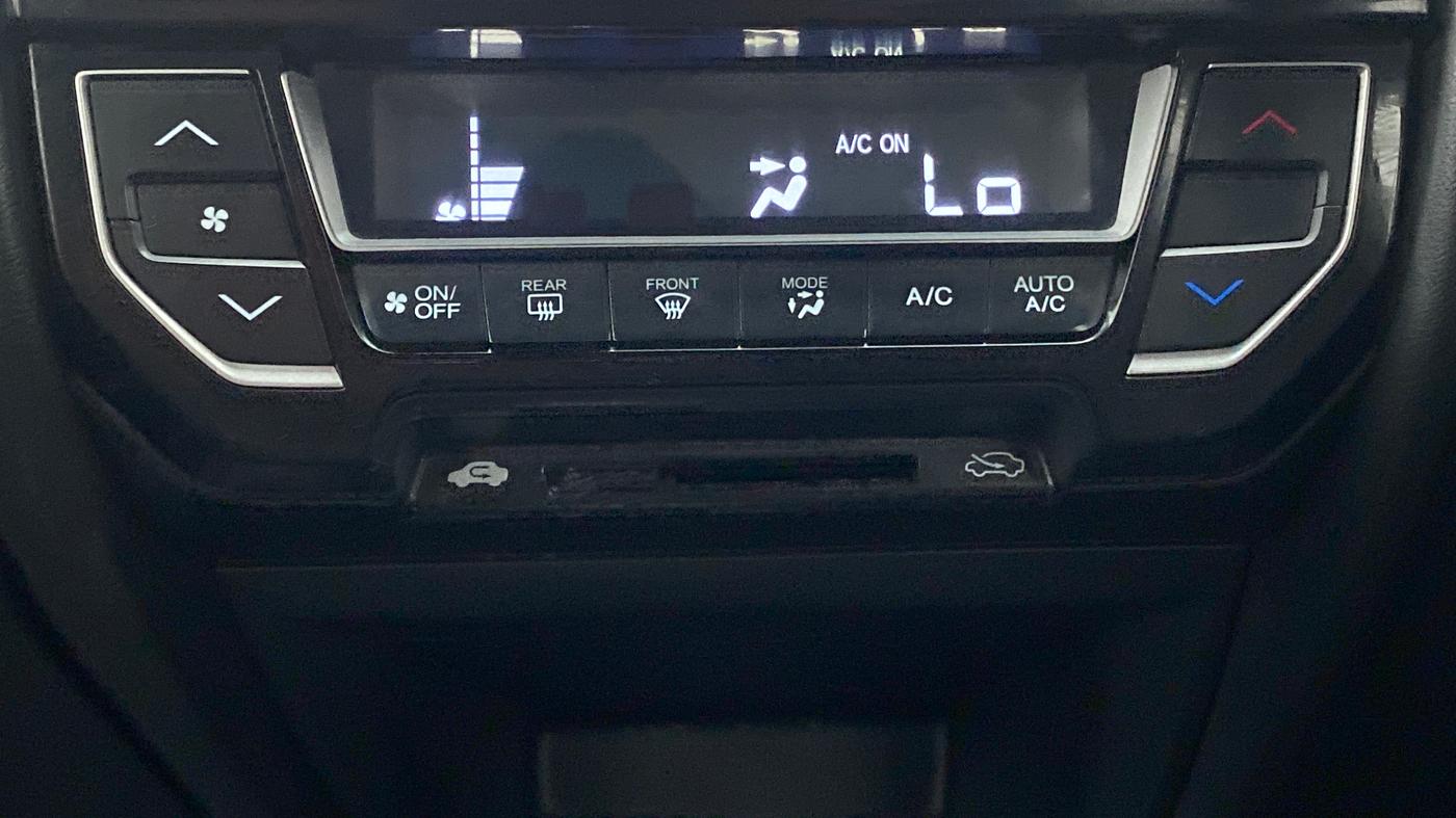 2016 Honda BR-V 1.5L I-VTEC V CVT, Petrol, Automatic, 1,14,962 km, Automatic Climate Control