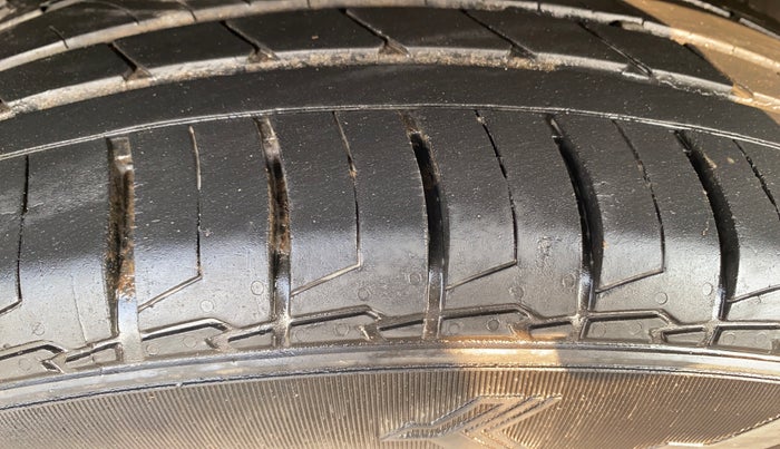 2023 Hyundai ALCAZAR 1.5 SIGNATURE (O) TURBO DCT 7, Petrol, Automatic, 29,417 km, Left Rear Tyre Tread