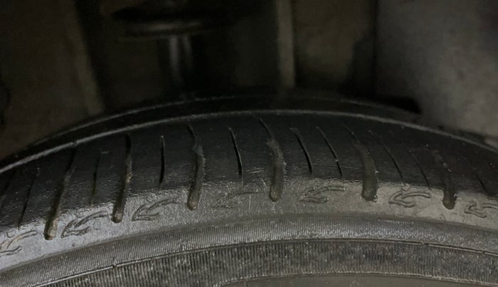 2017 Tata TIGOR XZ (O) PETROL, Petrol, Manual, 54,681 km, Right Rear Tyre Tread