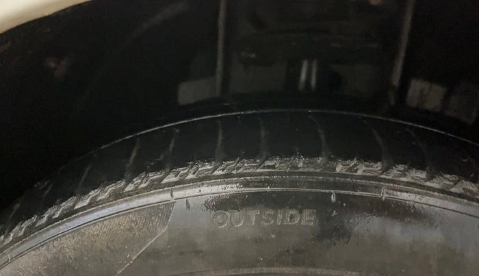 2017 Tata TIGOR XZ (O) PETROL, Petrol, Manual, 54,681 km, Right Front Tyre Tread