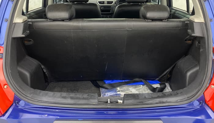 2013 Maruti Swift VXI, Petrol, Manual, 43,577 km, Boot Inside