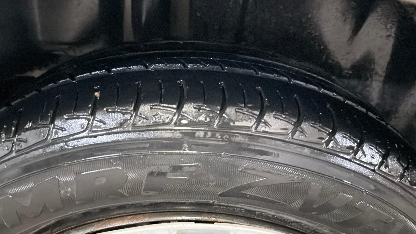 2017 Maruti Ciaz DELTA 1.4 MT PETROL, Petrol, Manual, 42,253 km, Right Rear Tyre Tread