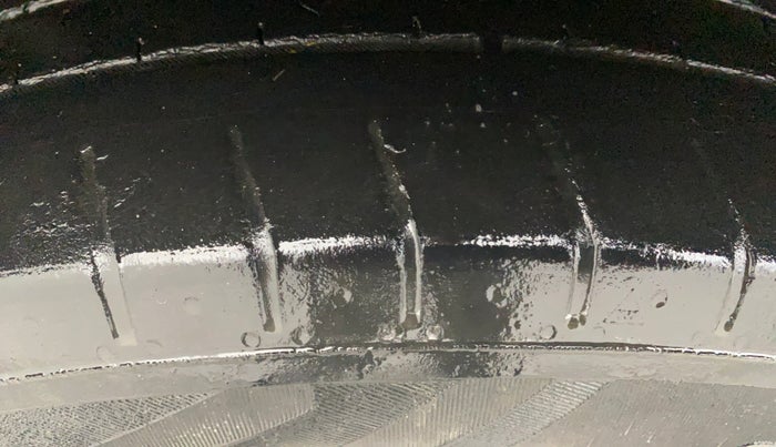 2022 Hyundai VENUE SX 1.2 PETROL, Petrol, Manual, 70,943 km, Right Rear Tyre Tread