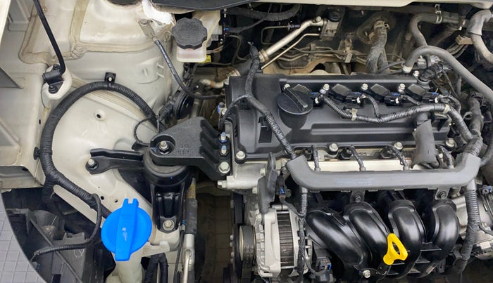 2022 Hyundai VENUE SX 1.2 PETROL, Petrol, Manual, 70,943 km, Engine View - Right