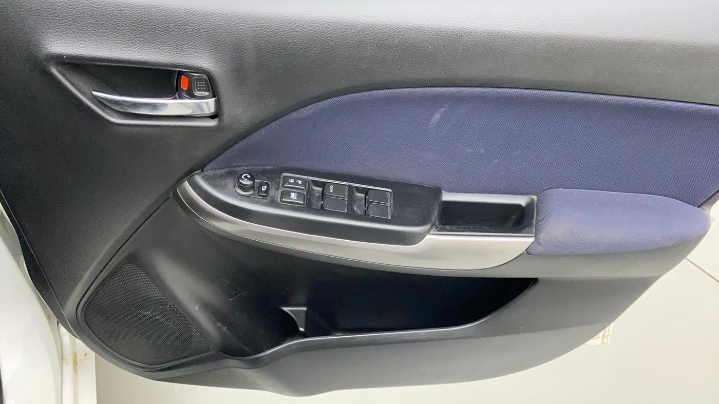 2019 Maruti Baleno DELTA PETROL 1.2, Petrol, Manual, 50,555 km, Driver Side Door Panels Control