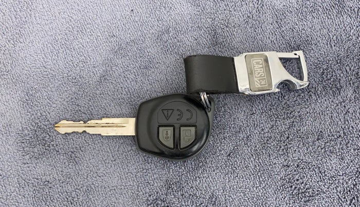 2019 Maruti Baleno DELTA PETROL 1.2, Petrol, Manual, 50,555 km, Key Close Up