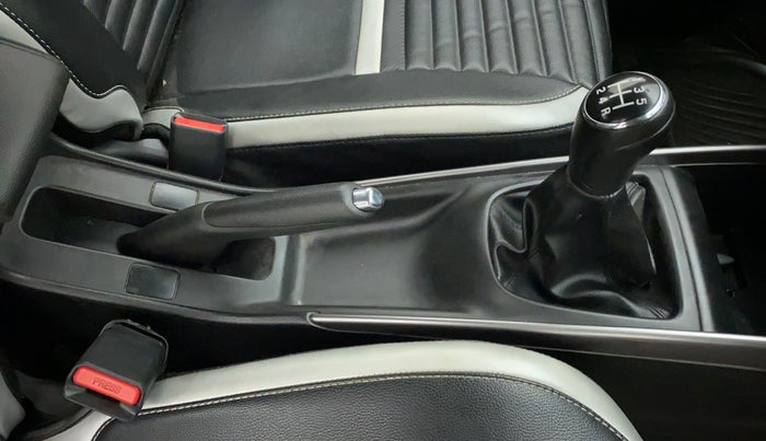 2019 Maruti Baleno DELTA PETROL 1.2, Petrol, Manual, 50,555 km, Gear Lever