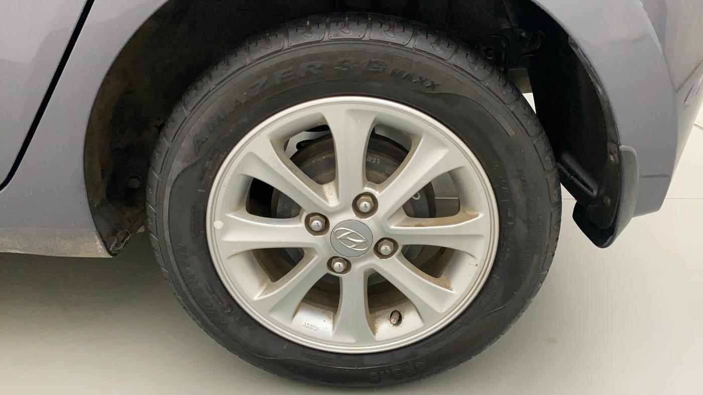 2016 Hyundai Grand i10 ASTA AT 1.2 KAPPA VTVT, Petrol, Automatic, 26,004 km, Left Rear Wheel