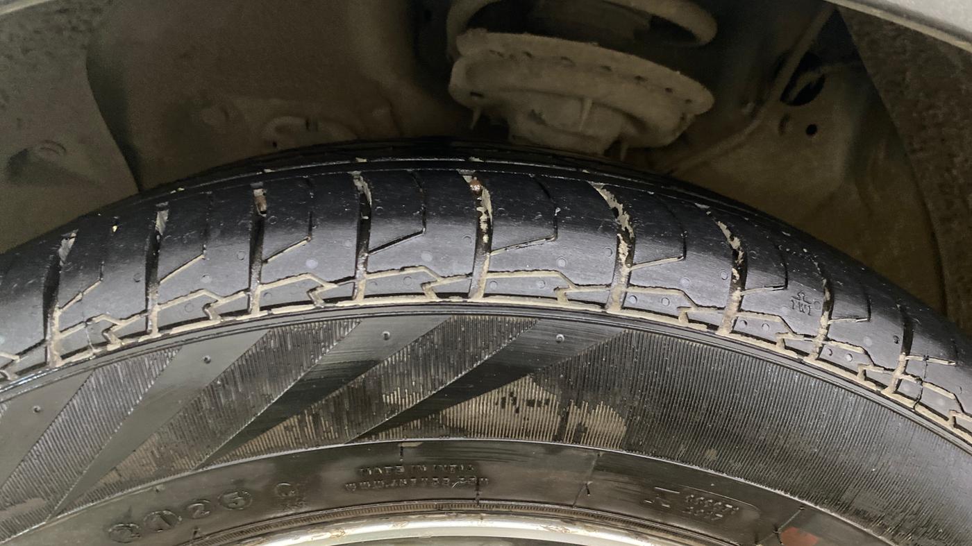2018 Hyundai Creta SX PLUS AT 1.6 PETROL, Petrol, Automatic, 60,858 km, Left Front Tyre Tread