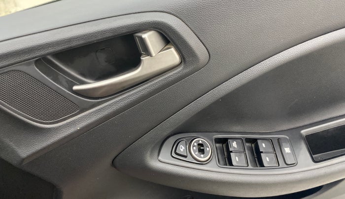 2017 Hyundai i20 Active 1.2 SX, Petrol, Manual, 45,006 km, Driver Side Door Panels Control