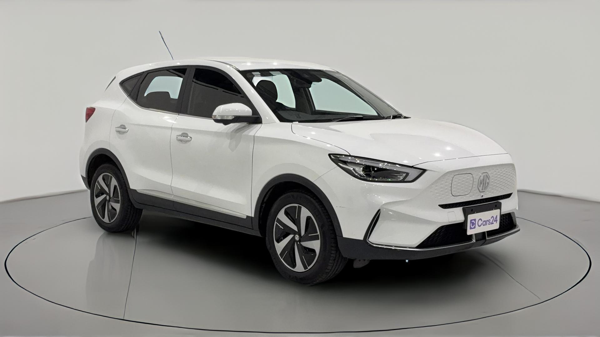 MG ZS EV image