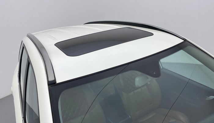 2020 Mahindra XUV500 W11, Diesel, Manual, 80,086 km, Roof