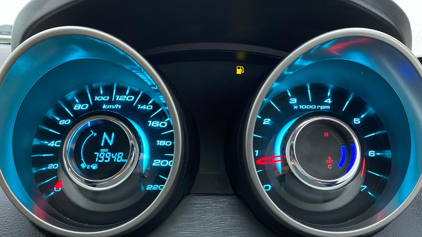 2020 Mahindra XUV500 W11, Diesel, Manual, 80,086 km, Odometer Image