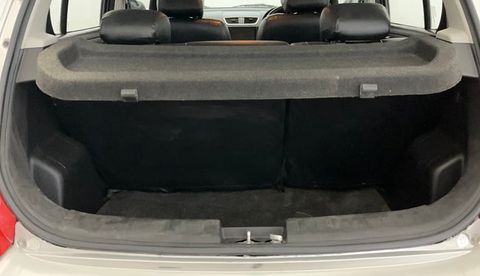 2014 Maruti Swift LXI (O), Petrol, Manual, 67,208 km, Boot Inside