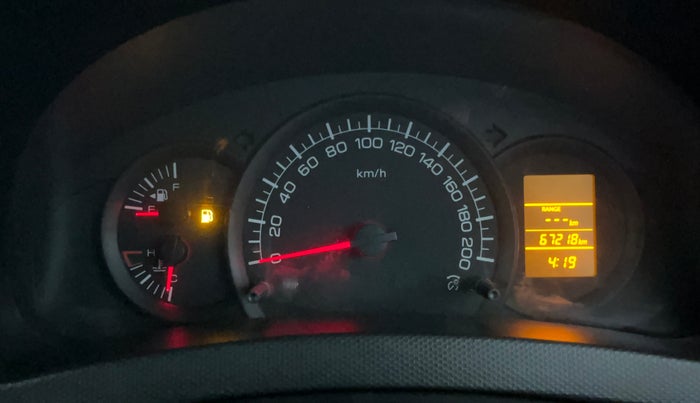 2014 Maruti Swift LXI (O), Petrol, Manual, 67,208 km, Odometer Image