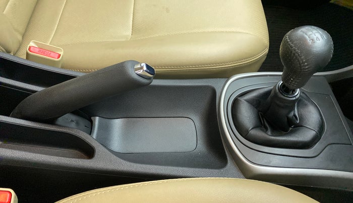2019 Honda City VX MT PETROL, Petrol, Manual, 5,519 km, Gear Lever