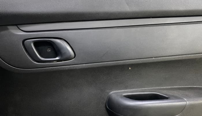2019 Renault Kwid RXL, Petrol, Manual, 74,801 km, Driver Side Door Panels Control