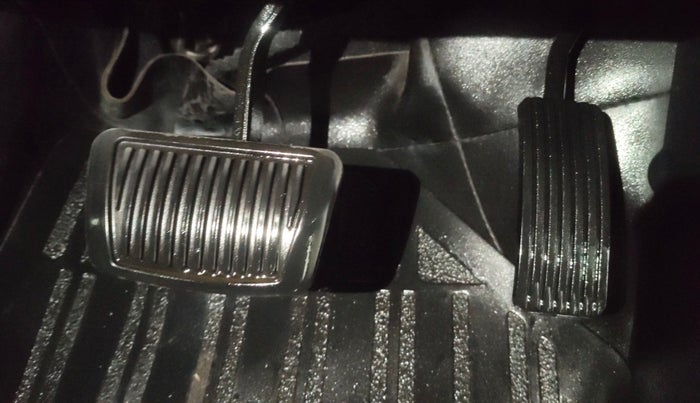 2017 Hyundai Creta SX PLUS AT 1.6 PETROL, Petrol, Automatic, 54,350 km, Pedals