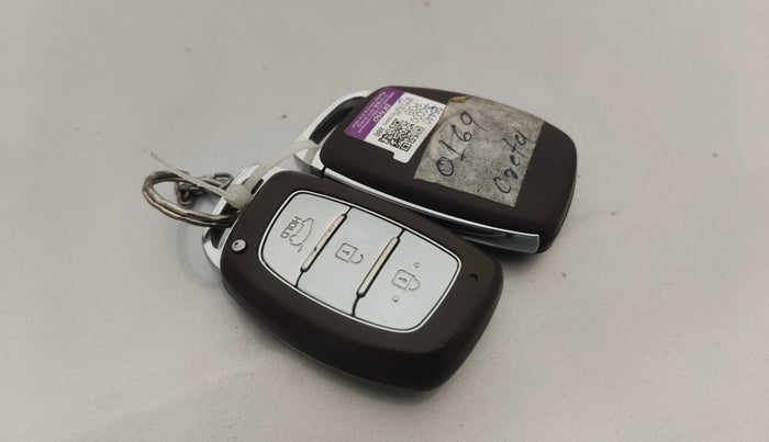 2017 Hyundai Creta SX PLUS AT 1.6 PETROL, Petrol, Automatic, 54,350 km, Key Close Up