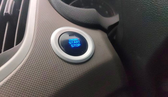 2017 Hyundai Creta SX PLUS AT 1.6 PETROL, Petrol, Automatic, 54,350 km, Keyless Start/ Stop Button