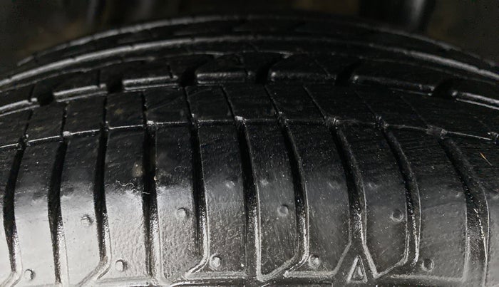 2021 Honda Jazz ZX CVT, Petrol, Automatic, 7,601 km, Left Rear Tyre Tread