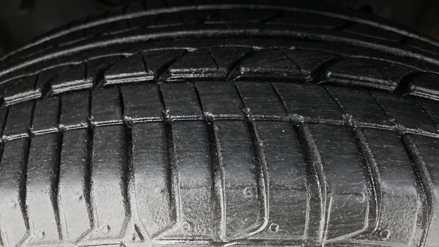2021 Honda Jazz ZX CVT, Petrol, Automatic, 7,601 km, Left Front Tyre Tread