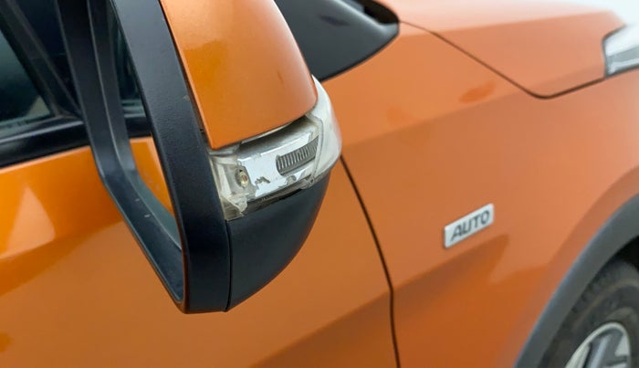 2018 Hyundai Creta SX AT 1.6 PETROL, Petrol, Automatic, 31,942 km, Right rear-view mirror - Indicator light has minor damage