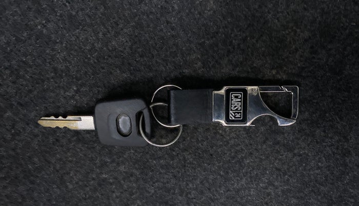 2016 Datsun Redi Go T (O), Petrol, Manual, 50,543 km, Key Close Up