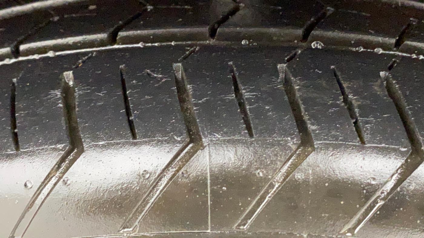 2021 Maruti Celerio ZXI PLUS AGS, Petrol, Automatic, 10,465 km, Left Front Tyre Tread