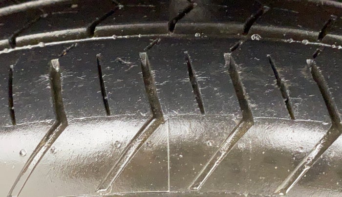 2021 Maruti Celerio ZXI PLUS AGS, Petrol, Automatic, 10,436 km, Left Front Tyre Tread