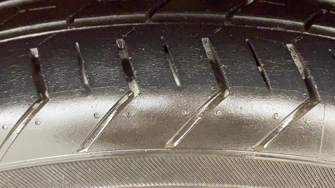 2021 Maruti Celerio ZXI PLUS AGS, Petrol, Automatic, 10,465 km, Right Front Tyre Tread