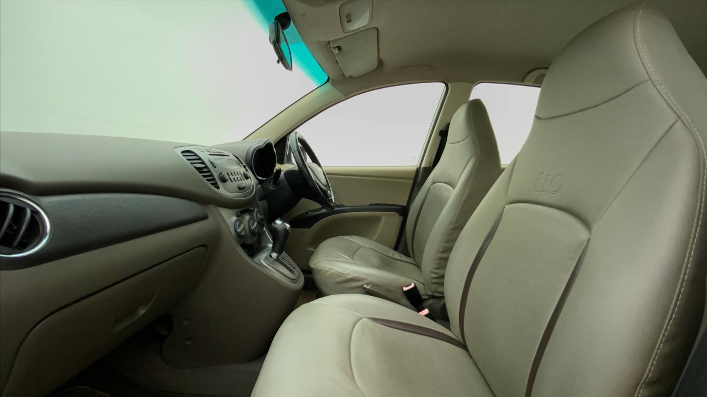 2010 Hyundai i10 SPORTZ 1.2 AT, Petrol, Automatic, 32,797 km, Right Side Front Door Cabin