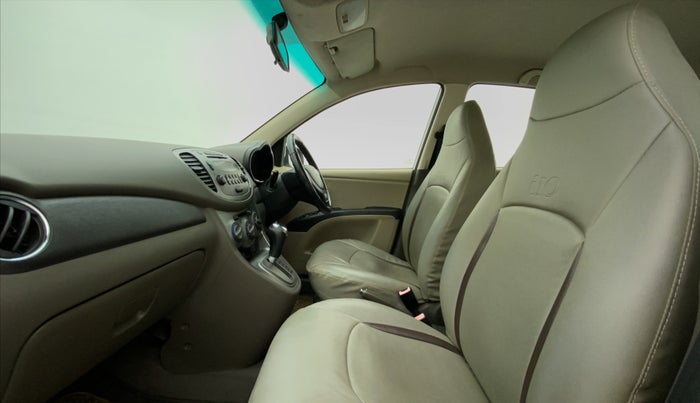 2010 Hyundai i10 SPORTZ 1.2 AT, Petrol, Automatic, 32,797 km, Right Side Front Door Cabin