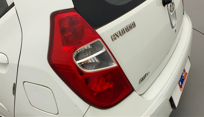 2010 Hyundai i10 SPORTZ 1.2 AT, Petrol, Automatic, 32,797 km, Left tail light - Minor damage