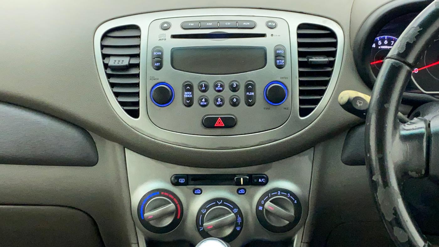 2010 Hyundai i10 SPORTZ 1.2 AT, Petrol, Automatic, 32,797 km, Air Conditioner